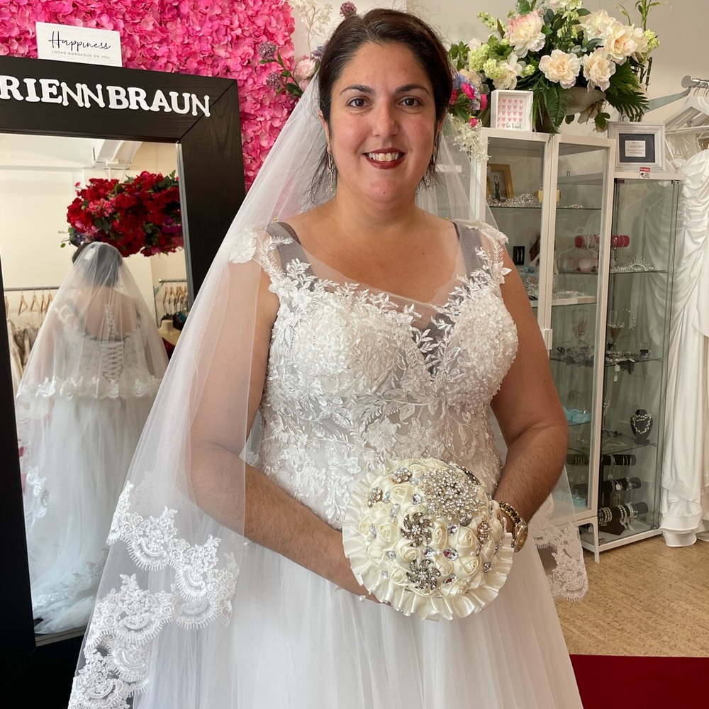 Wedding dress ball gown